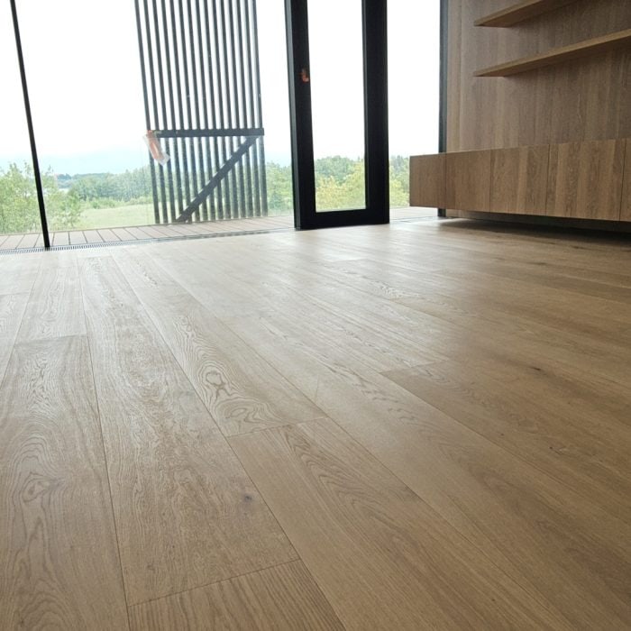 OAK MOLAT